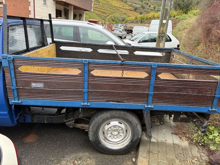 Datsun Pickup 2.2 Diesel – Pronta a Trabalha