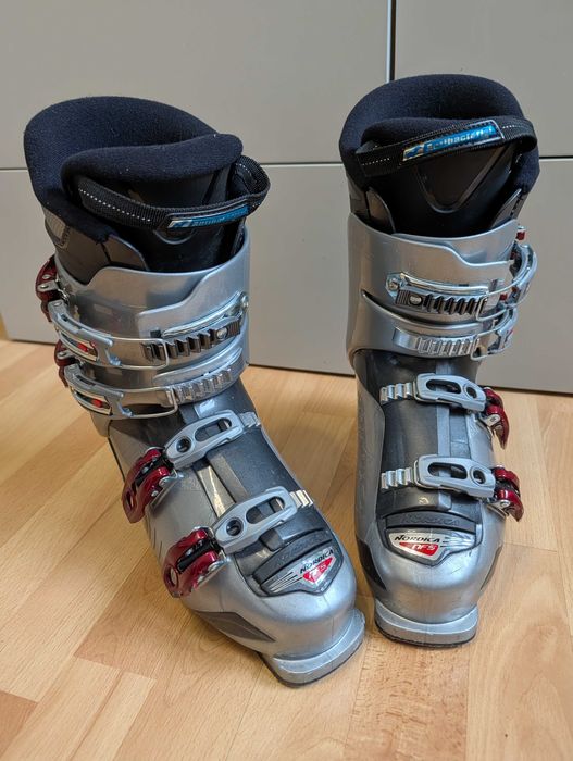 Buty narciarskie Nordica 27,5 + gratisy