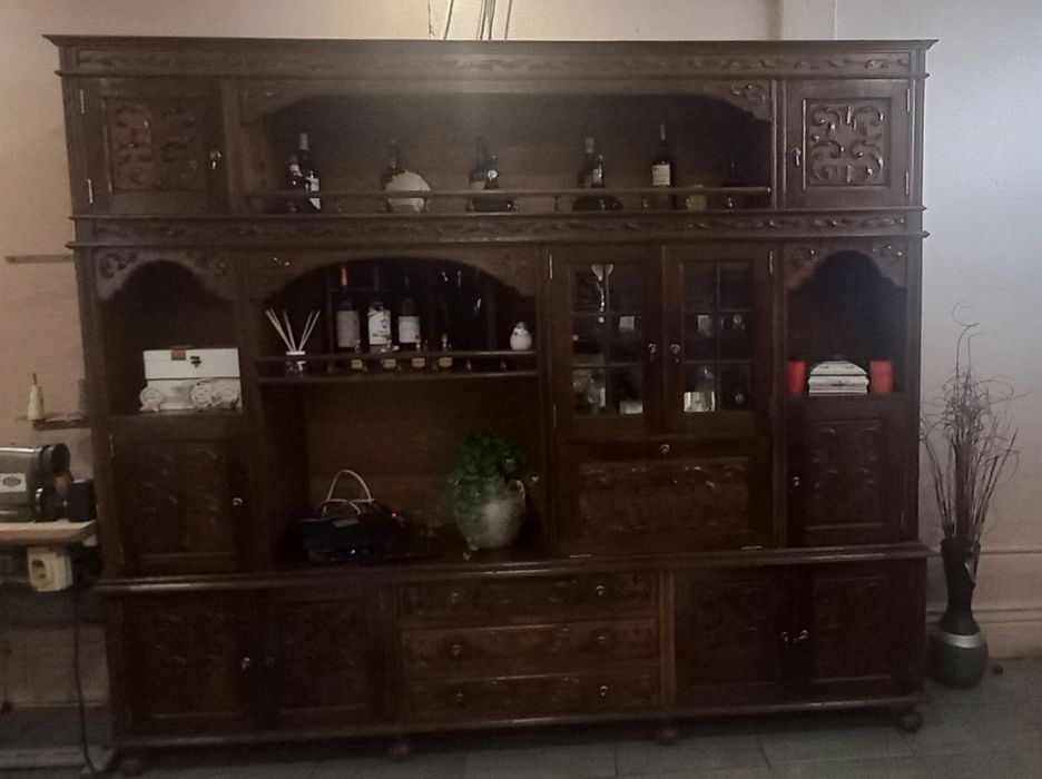 Móvel Castanho de Sala de Estar