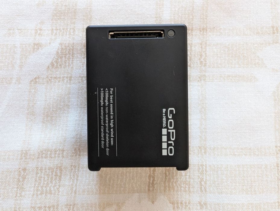 GoPro Hero 4 Black + Acessórios (como novo)