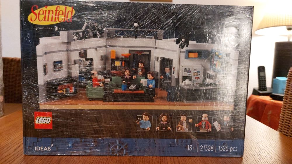 LEGO® Ideas Seinfeld (21328)