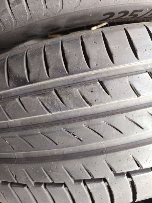 Opony 225/55 r19 Continental