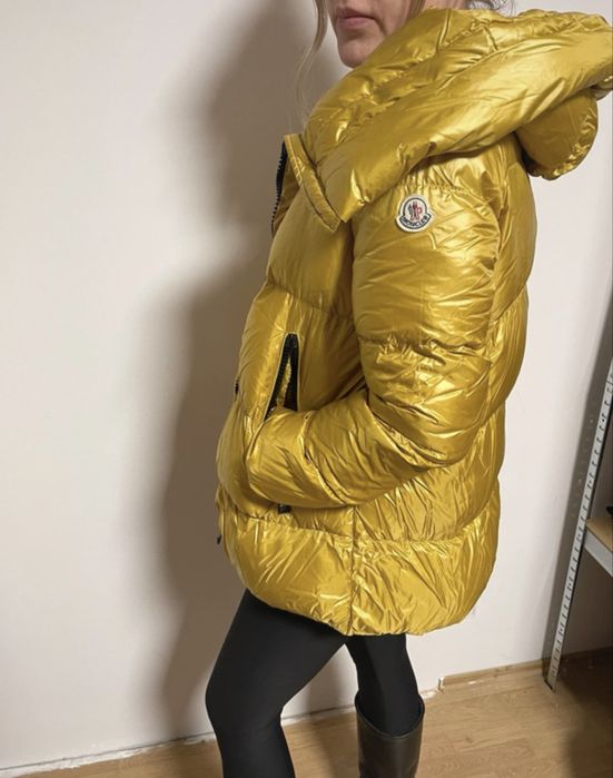 Kurtka puchowa marki Monlcer