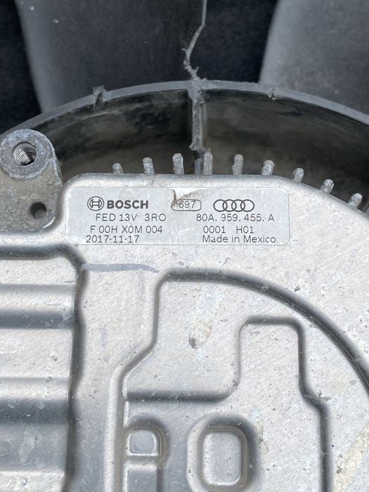 Моторчик охолодження двигуна вентилятор радіатора audi q5 80a fy