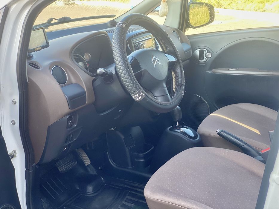 Продам в гарному стані citroen c-zero