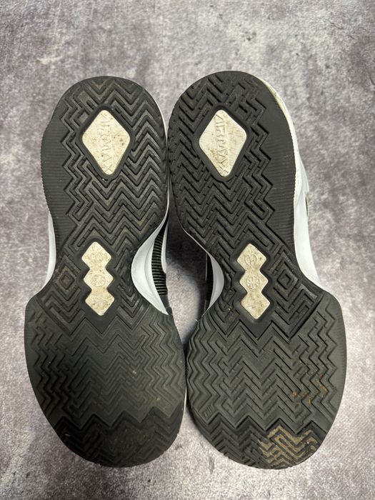 Кросівки чоловічі Nike Air Max Impact 4 42.5р