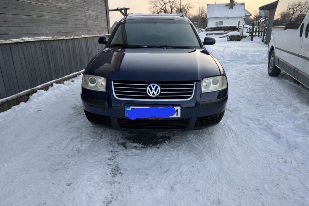 Volkswagen Passat B5 Plus, 2001 р.
Надійний дизель 1.9 TDI, пробіг 400 тис. км.
Двигун після капітального ремонту, працює рівно та без сторонніх шумів.
Економний у витраті пального, комфортний для щоденних поїздок і дальніх доріг.
Хороший варіант за свої гроші. Частково потрібно глянути ходову запчастини є