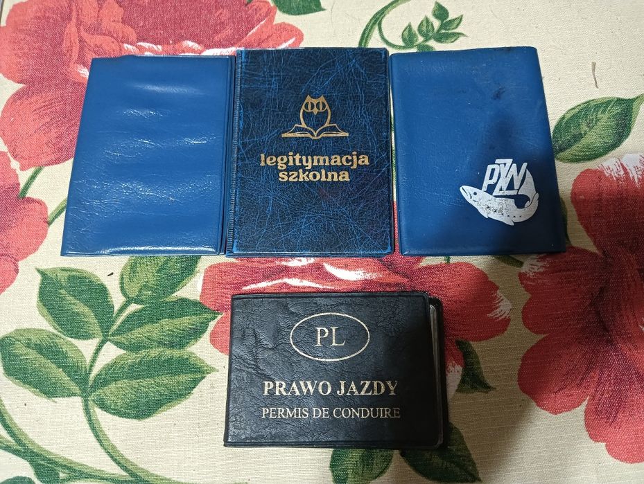 Zestaw okładek etui