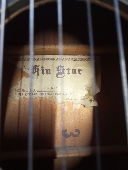 Guitarra clássica Ringo star