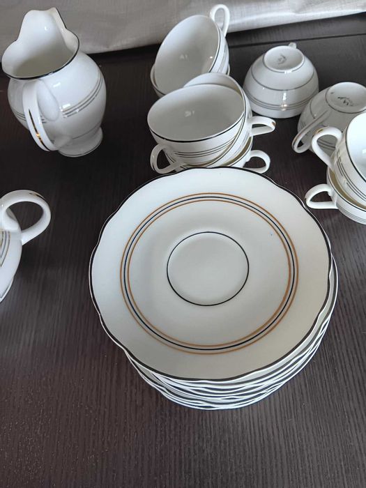 Serviço de café em porcelana casca de ovo VA, anos 60