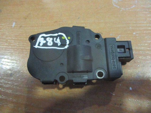 Motor da comporta da sofagem MERCEDES-BENZ Classe C Carrinha (S204)