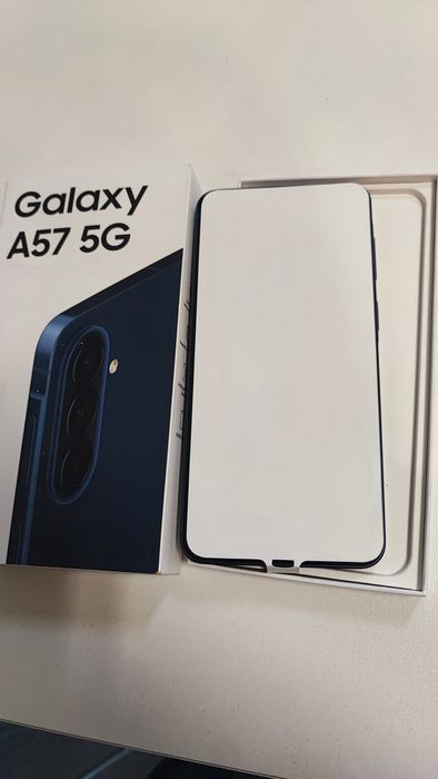 Samsung Galaxy A57 5G 256Gb, bez rat, Nowy,24mc gwarancji producenta