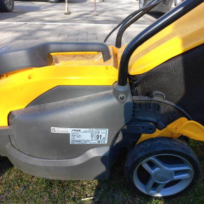 Газонокосарка "Штіга" 4000грн