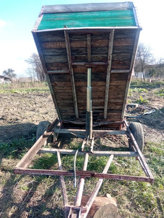 Продам прицеп самоскид.