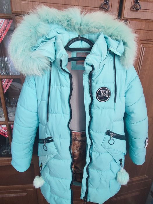 Зимова куртка для дівчинки 135-140см