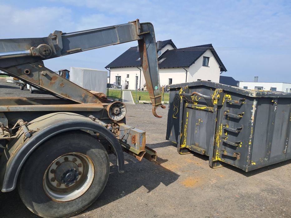 Zabudowa hakowa do kontenerów