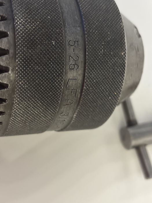 Uchwyt wiertarski z kluczykiem zakres mocowania 5-26