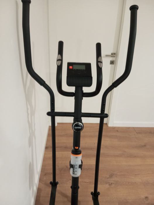 Elíptico muito novo