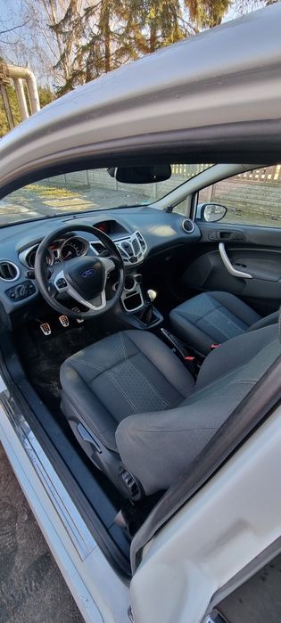 Ford Fiesta Sport 1.6 Benzyna 120km