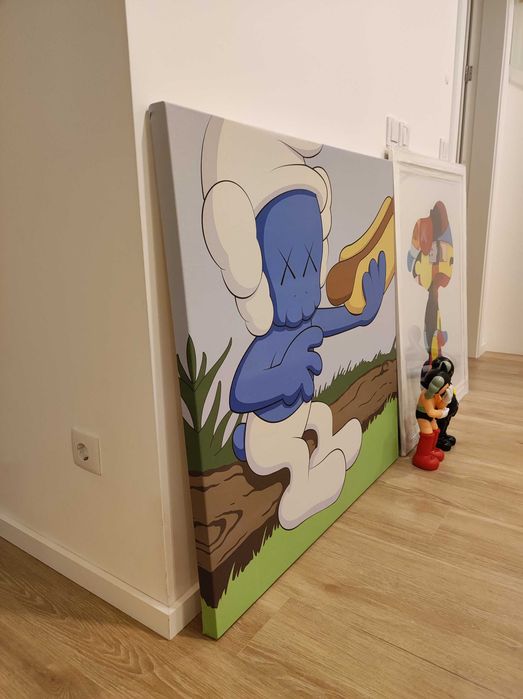 KURF (HOT DOG) 2008 do artista KAWS  1m x 1m.