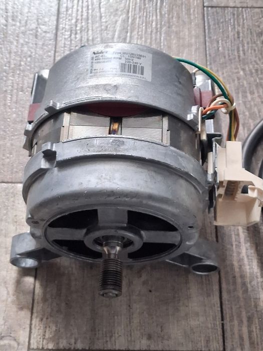 Двигун від пральної машини Nidec wu126u35e01