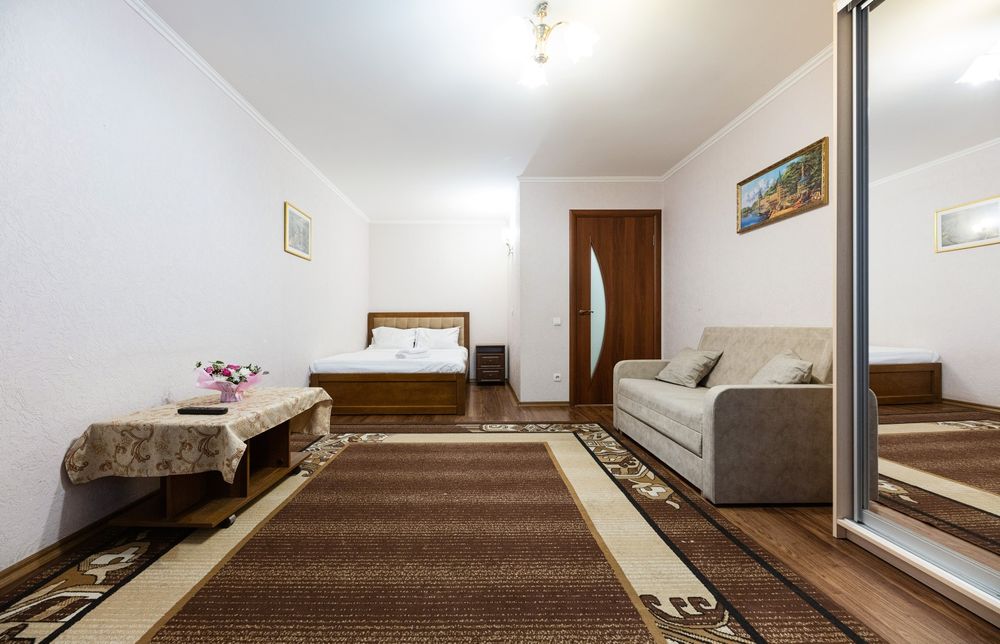 Подобово квартира в Києві, КПЇ, Охмадит