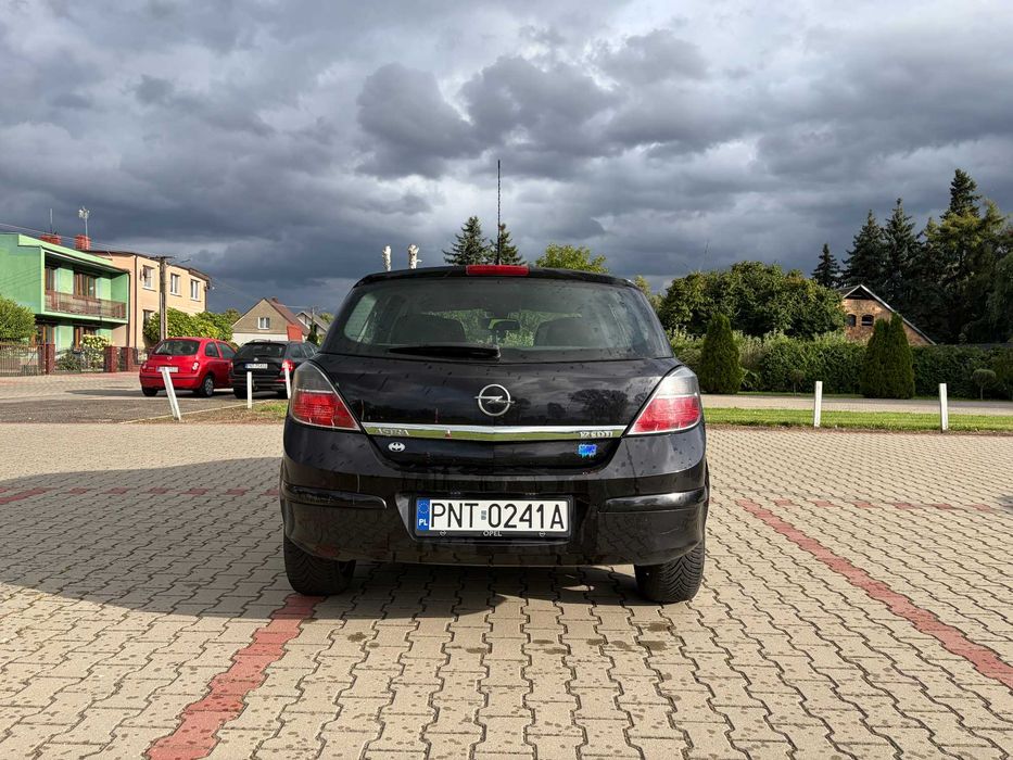 OPEL ASTRA H 2008 1.7 CDTI 238 000 km
