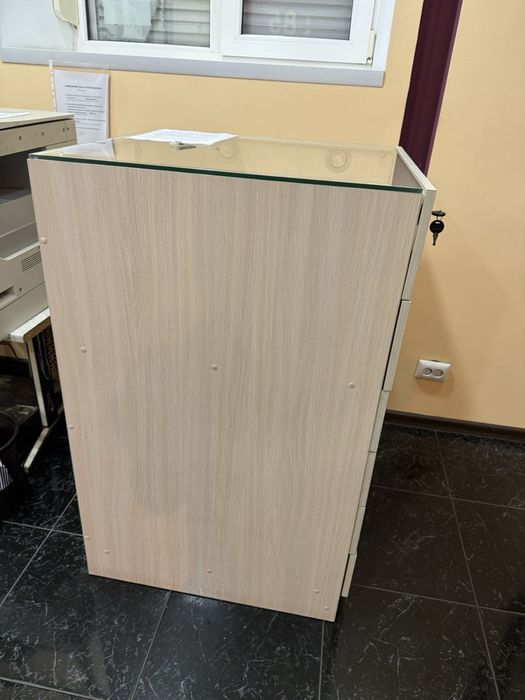 Прилавки для  магазину
