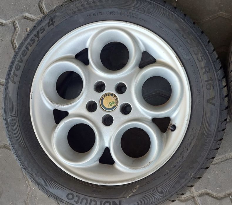 Jantes Alfa Romeo R16 Com Pneus 205/55 Furação 5X98