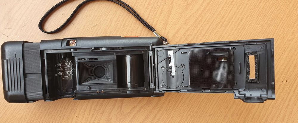 Máquina Fotográfica Yashica MD 135 DX