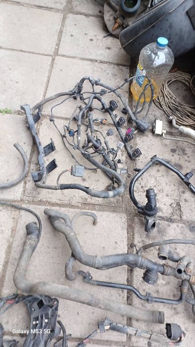 Фольксваген пассат б6 2.0л FSI PASSAT B6 трубка патрубок проводка