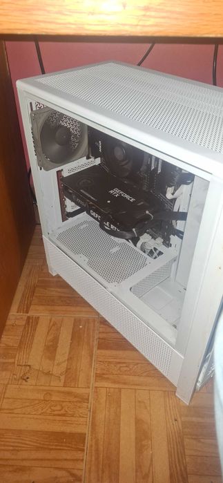 PC Gaming (Ryzen 5600, RTX 3060 12GB, 32GB 3600MHZ DDR4 RAM)