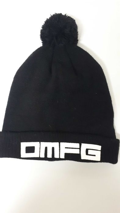 Gorro preto OMFG