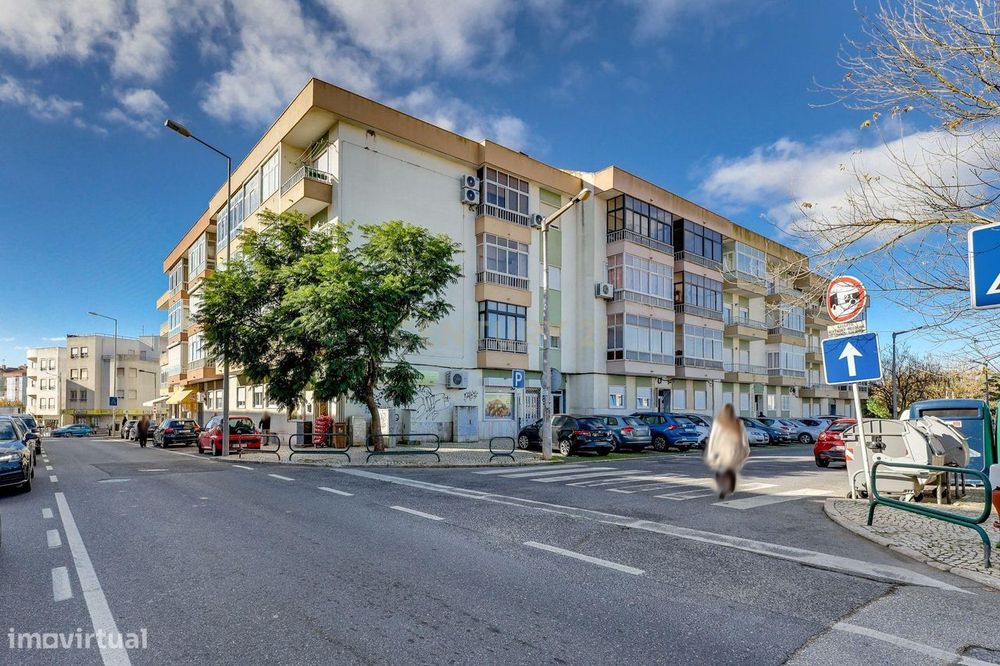 Apartamento T2 com 87 m² em excelente estado – São João da Talha