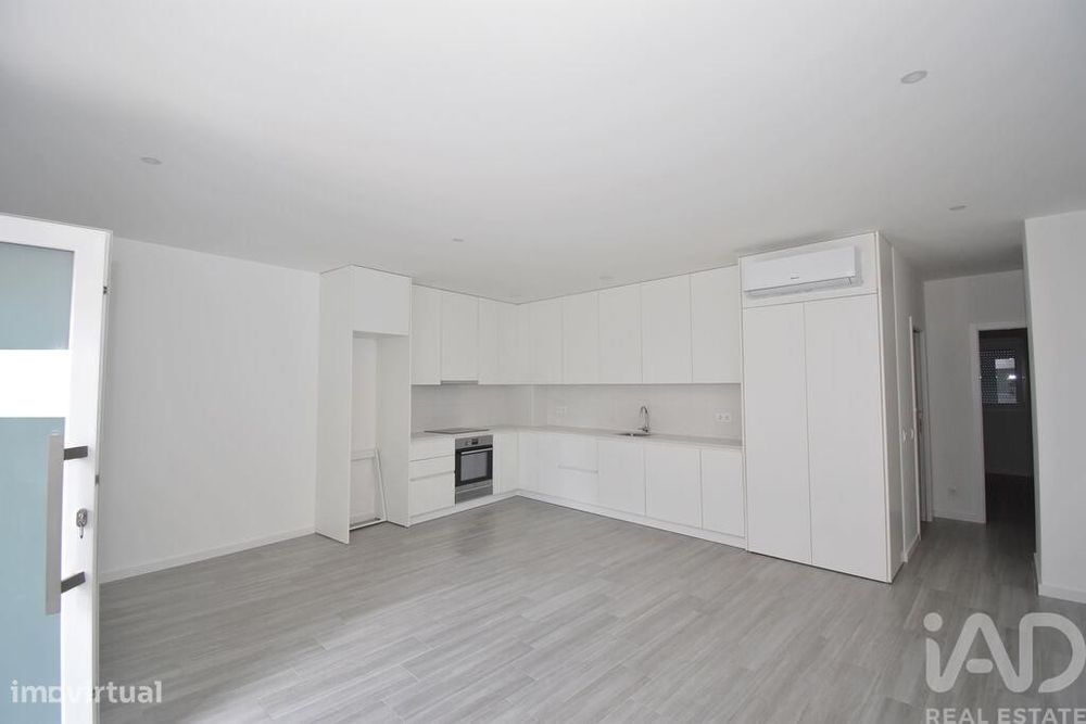 Apartamento T2 em Miranda do Corvo de 52 m2