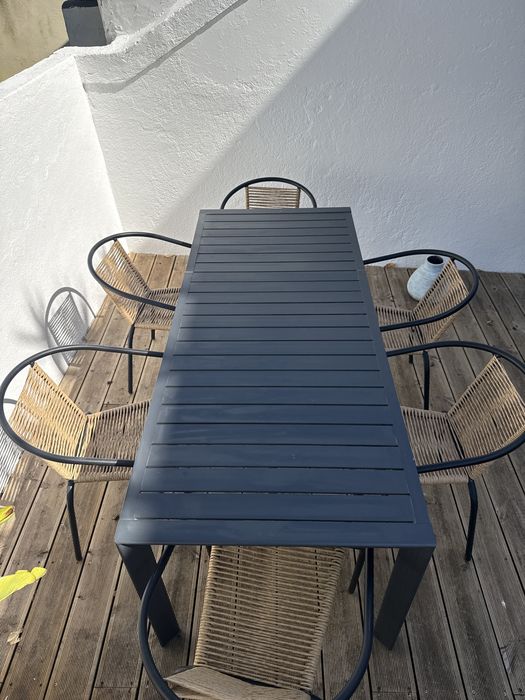 Conjunto mesa e cadeiras de jardim