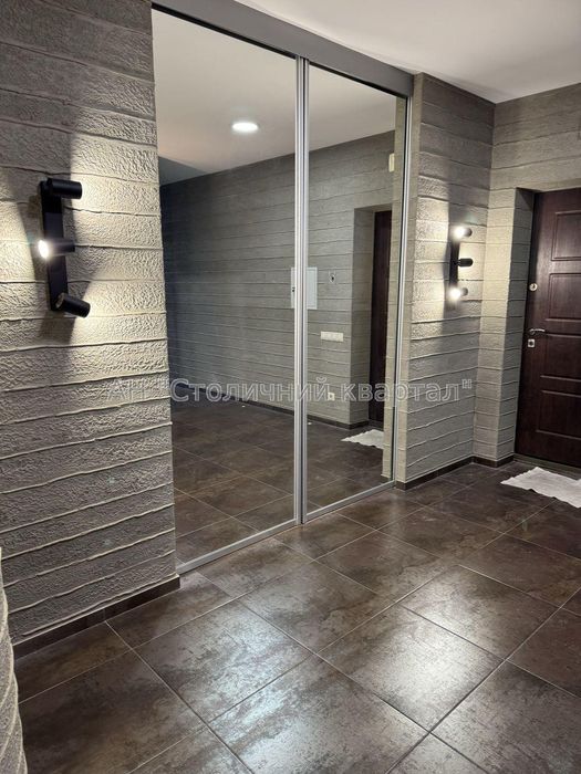 Позняки ЖК Діадема вулиця Срібнокільська 2а