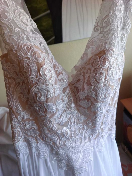 Suknia ślubna rozmiar 34/36 plus nowe bolerko