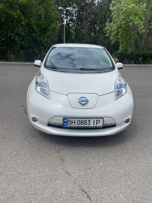 Nissan Leaf SL 2017 г.