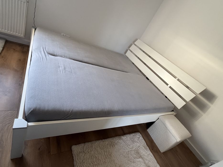 Łóżko plus 2x materac