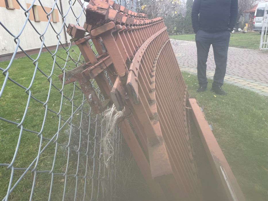 Brama Kuta 7,85 x 153h