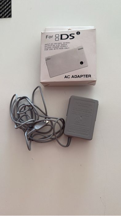 Приставка Nintendo DSI Black, с коробкой и зарядкой