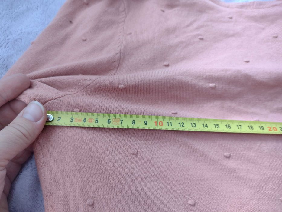 Nowy sweter uroczy z perełkami brzoskwiniowy Orsay M