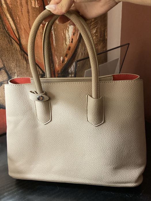 Mala prada safiano nude
