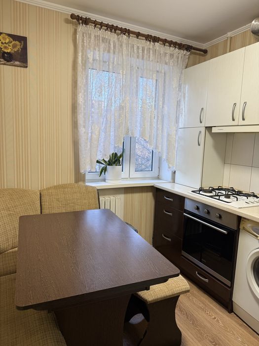 Сдам двухкомнатную квартиру: фонтанская дорога- адмиральский