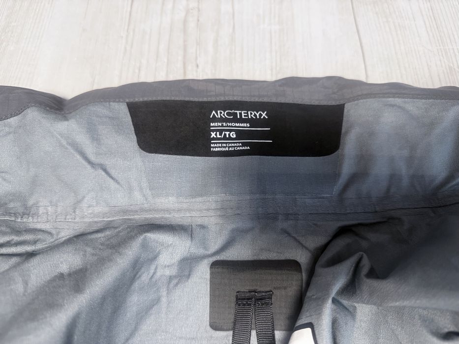 Куртка Arc'teryx LEAF Alpha LT Jacket Gen 2