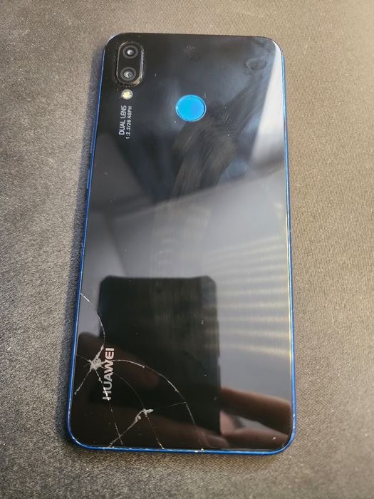 Смартфон Huawei P Smart+ 4/64