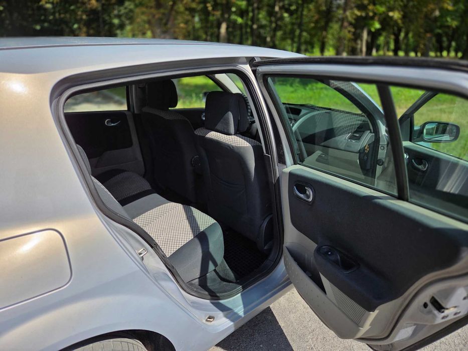 Renault Megane 1.5 dCi авто