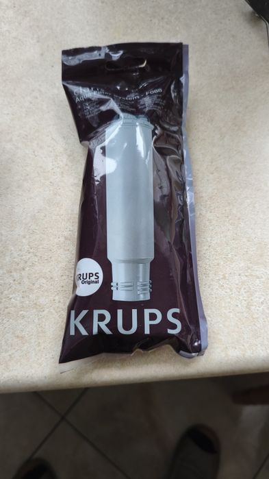 Ekspres ciśnieniowy KRUPS EA89ZB10 + zapas filtrów