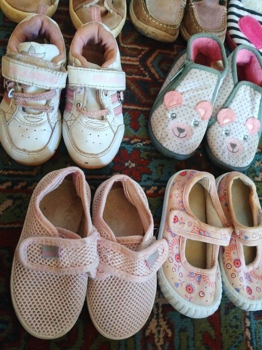 Обувь для девочки 21-23 размер